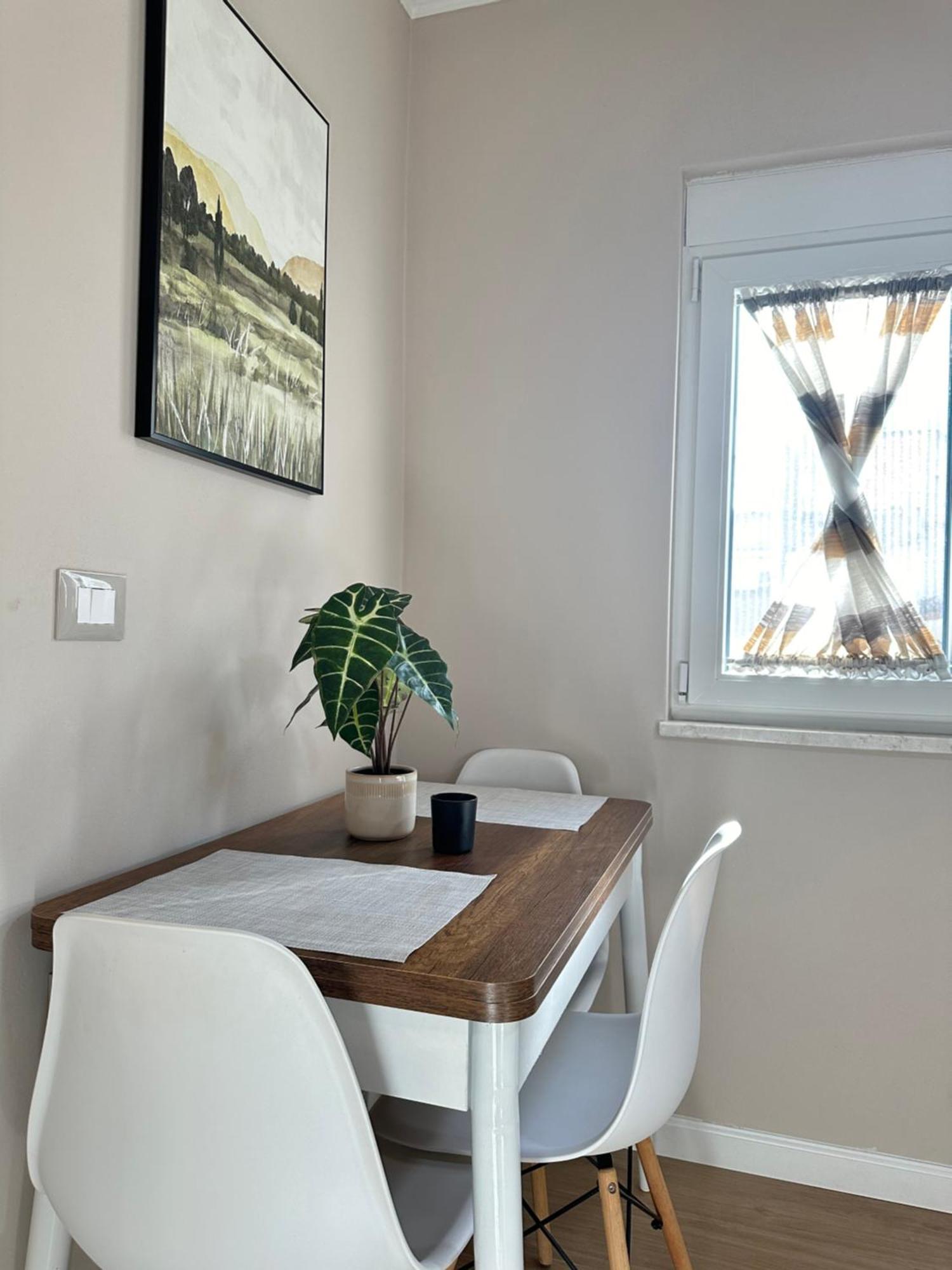 Eja Apartment 3 Tirana Bagian luar foto